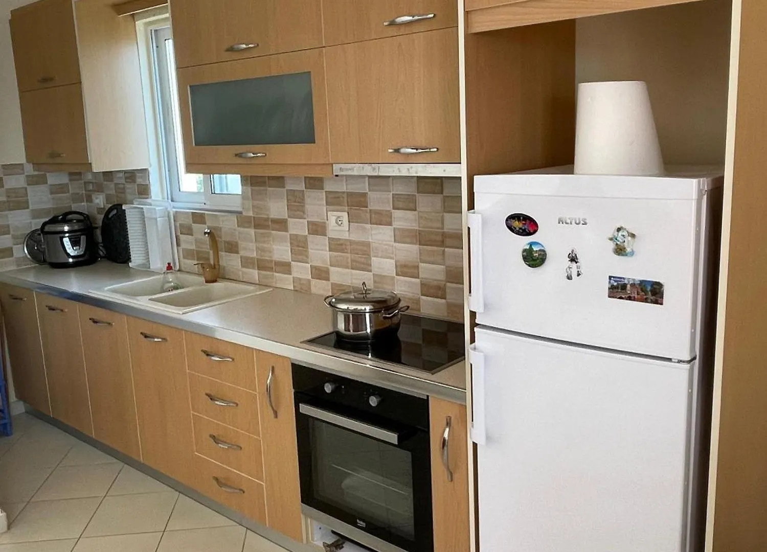 Lovely 3-Bedroom Apartment Rei Sarandë 0*,  Albanië