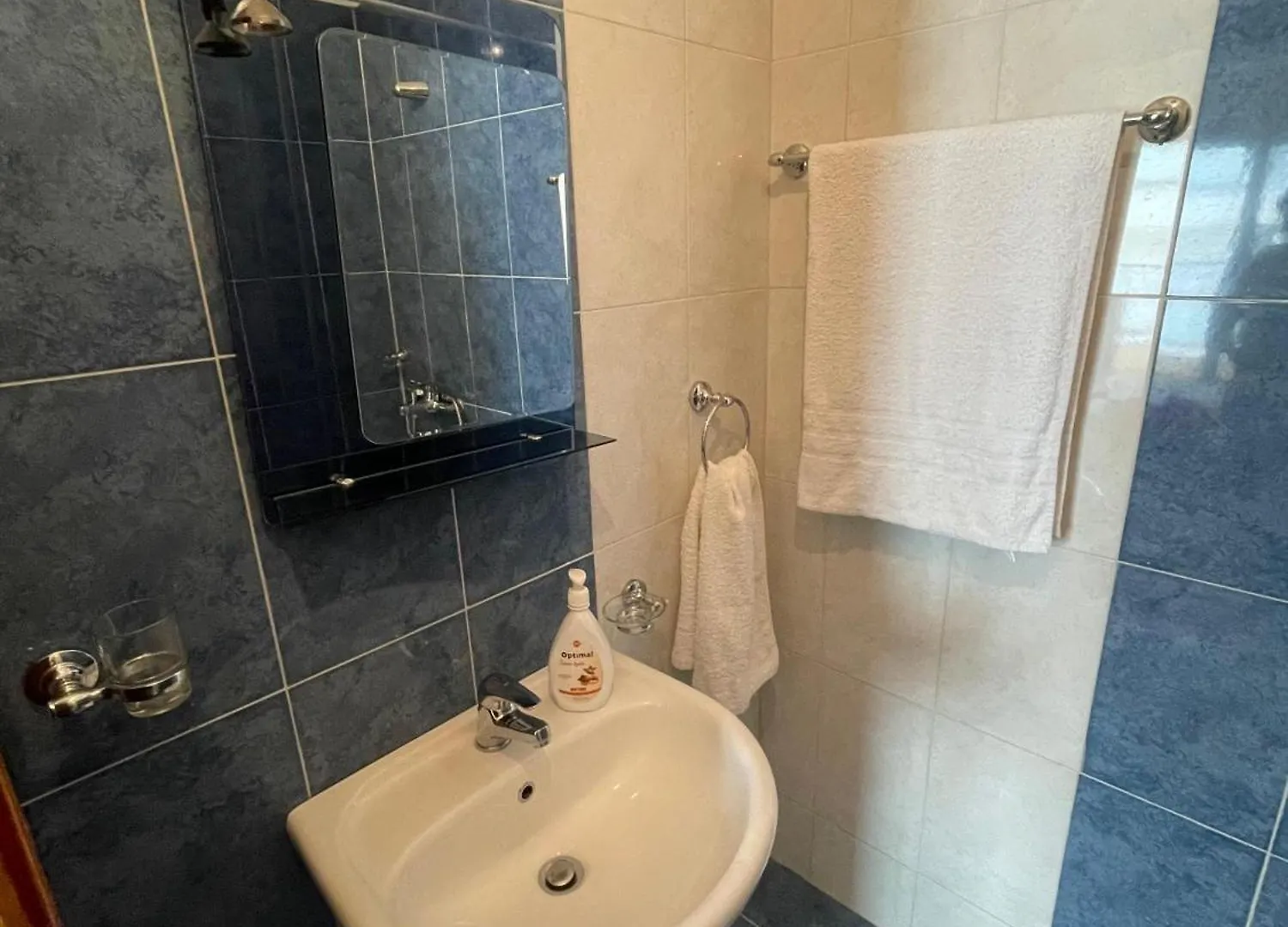 Lovely 3-Bedroom Apartment Rei Sarandë